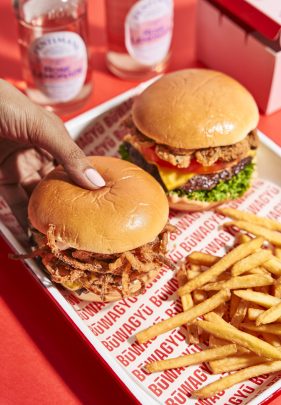 Buwagyu burgers with fries